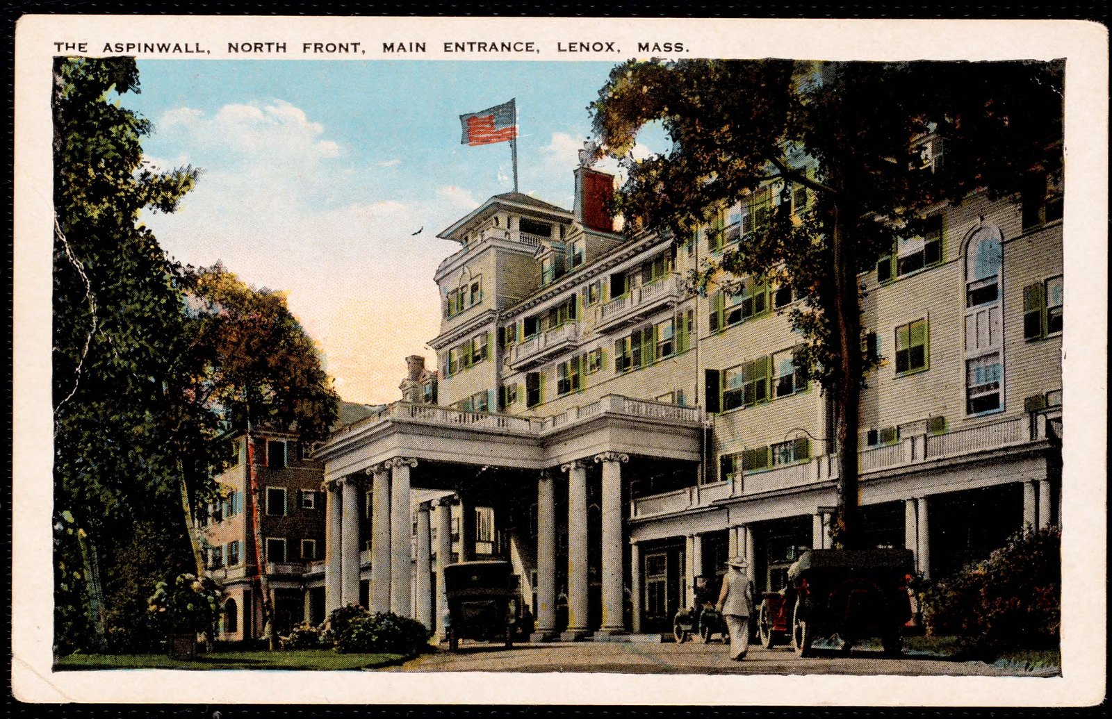 Aspinwall Hotel: entrance with cars. about 1907–1930.