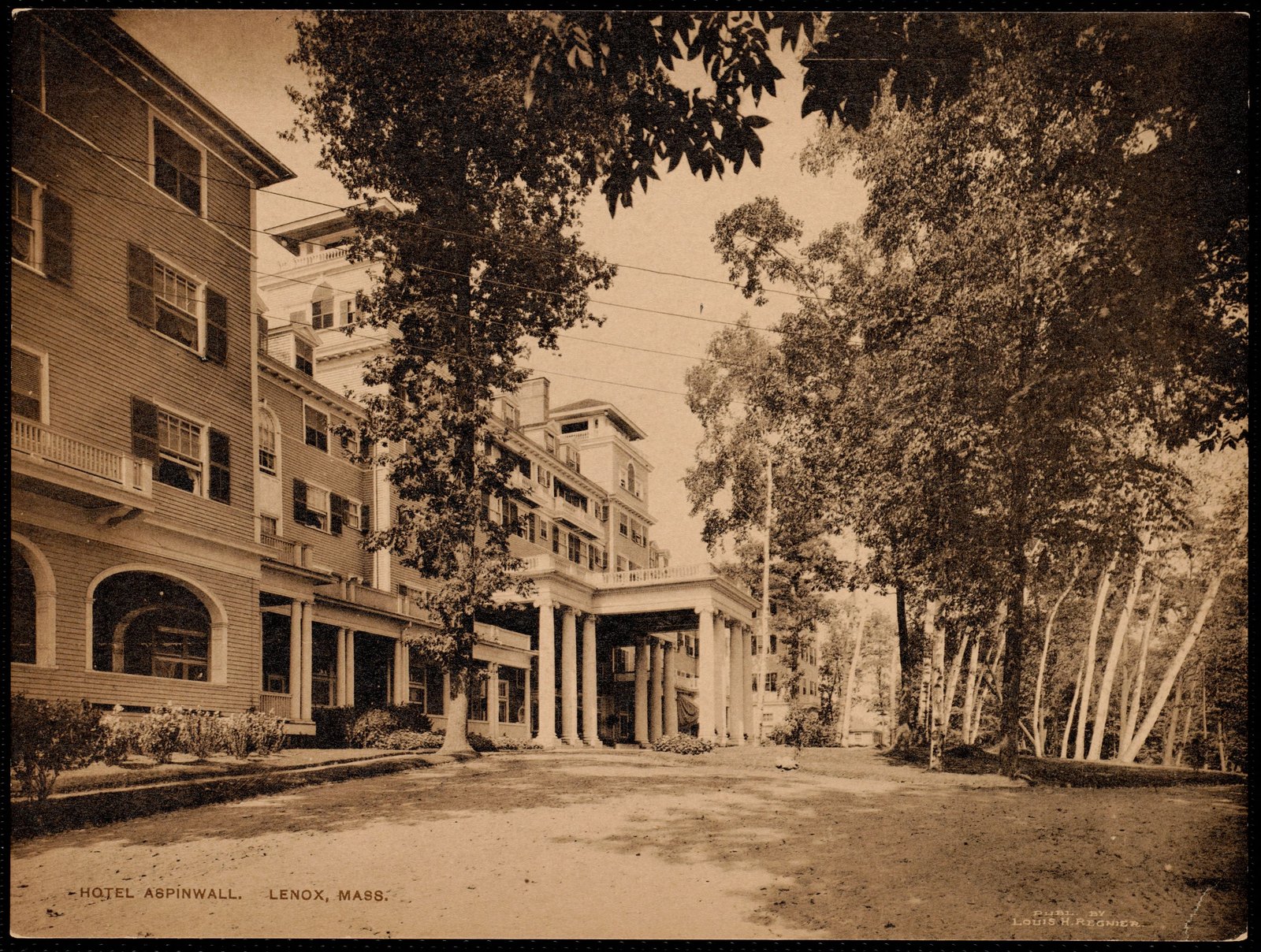 Aspinwall Hotel: postcard. about 1902–1918.