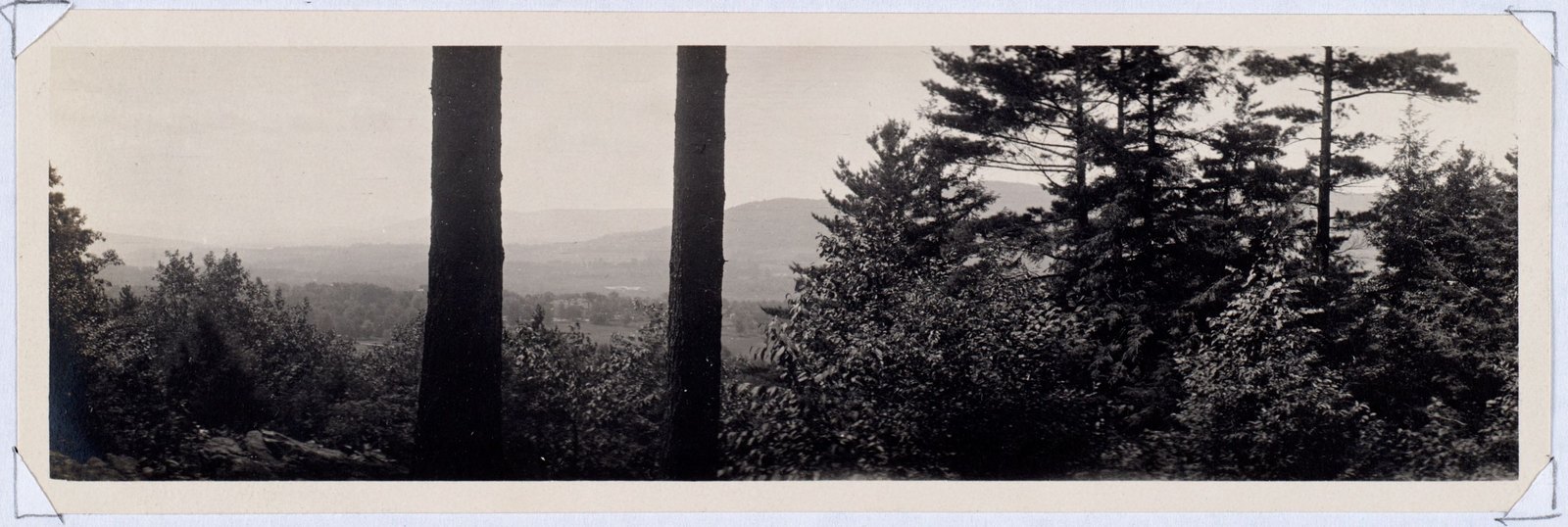 Aspinwall Hotel: Lenox valley. August 1906.