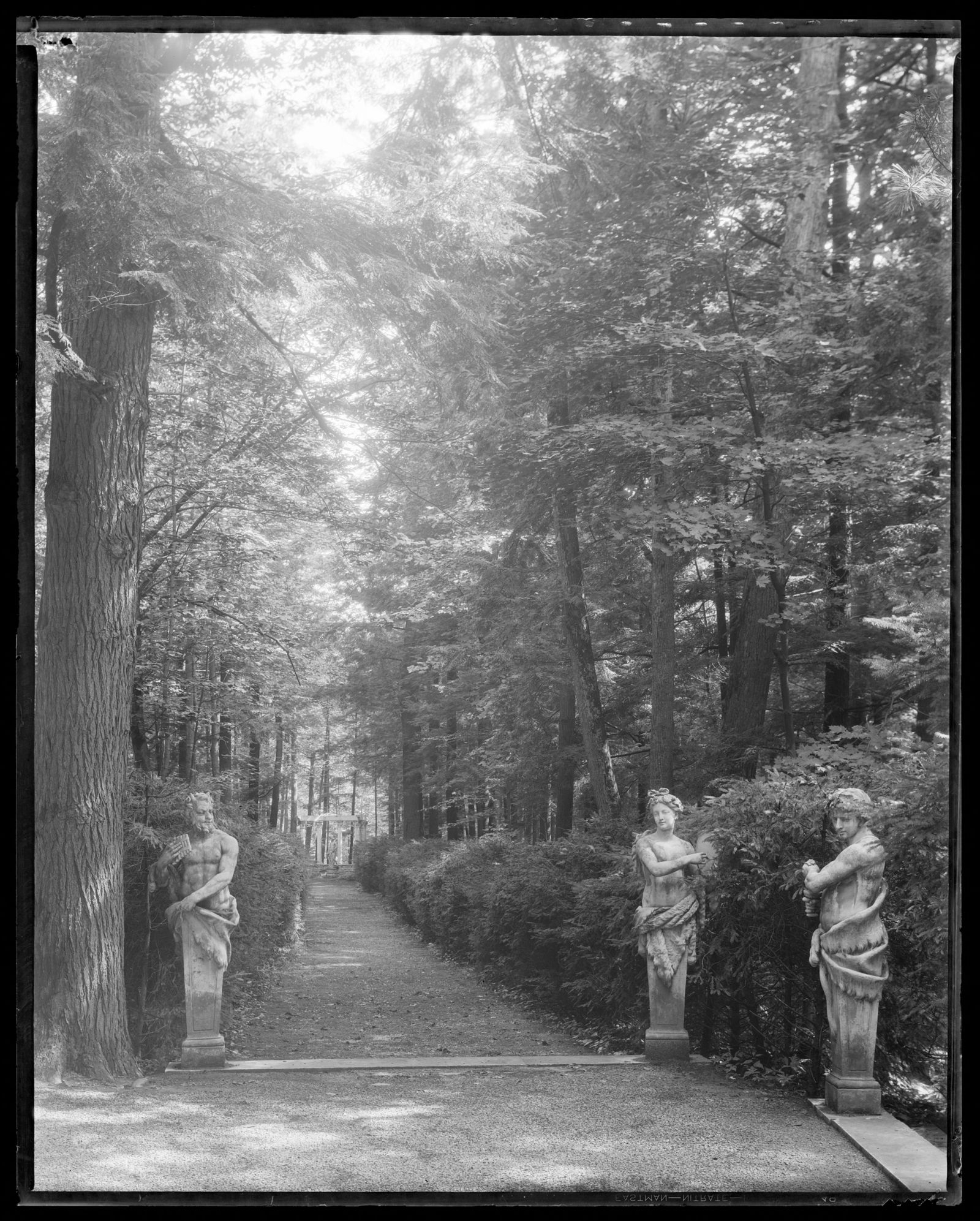 Bellefontaine: path & statues. about 1925–1933.