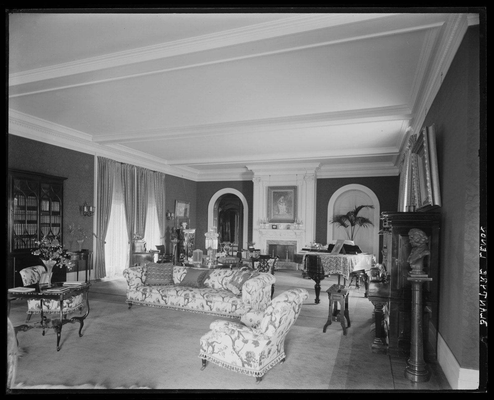 Blantyre: music room. about 1903–1912.