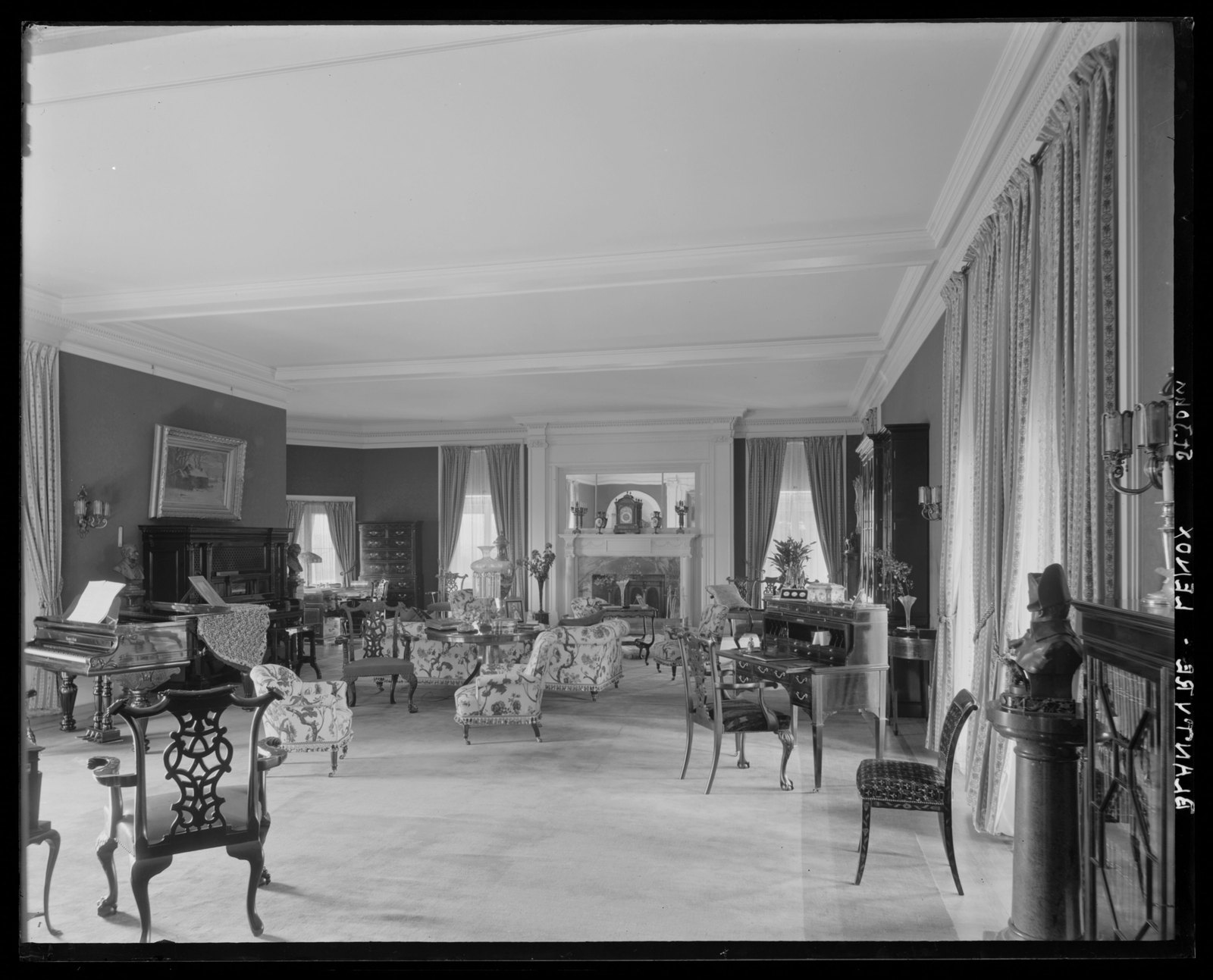 Blantyre: music room. about 1903–1912.