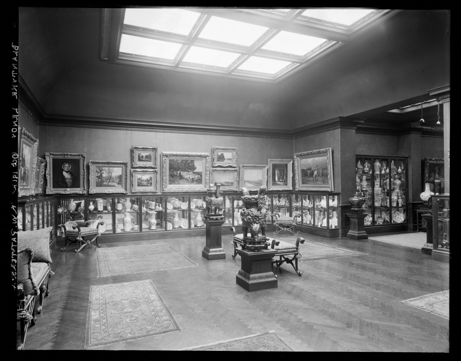 Blantyre: interior/gallery of paintings and china ware. October 1912.