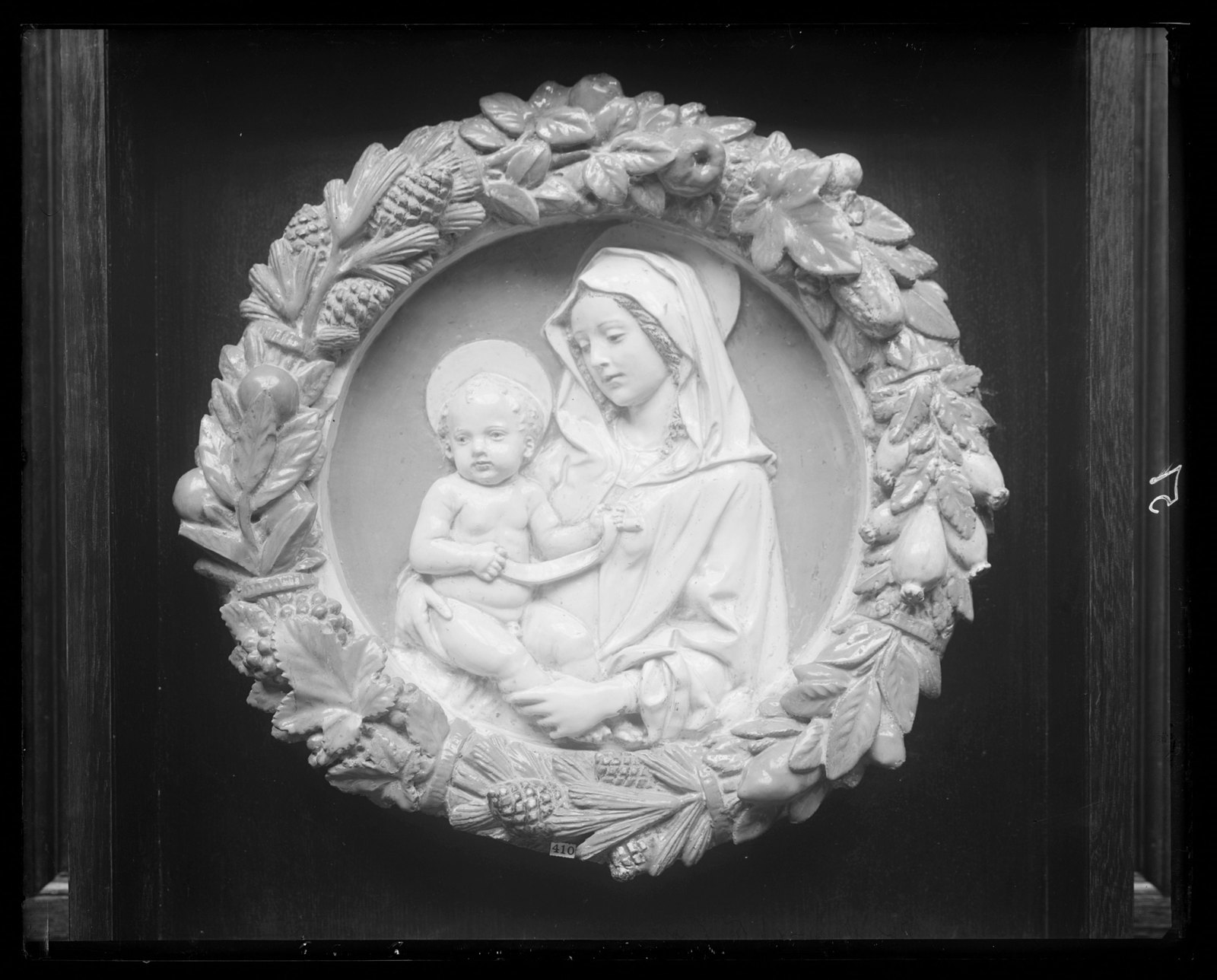 Blantyre: art collection. 1912.