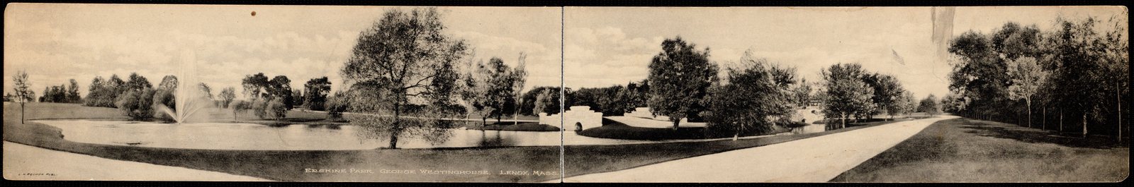 Erskine Park: panorama of grounds.