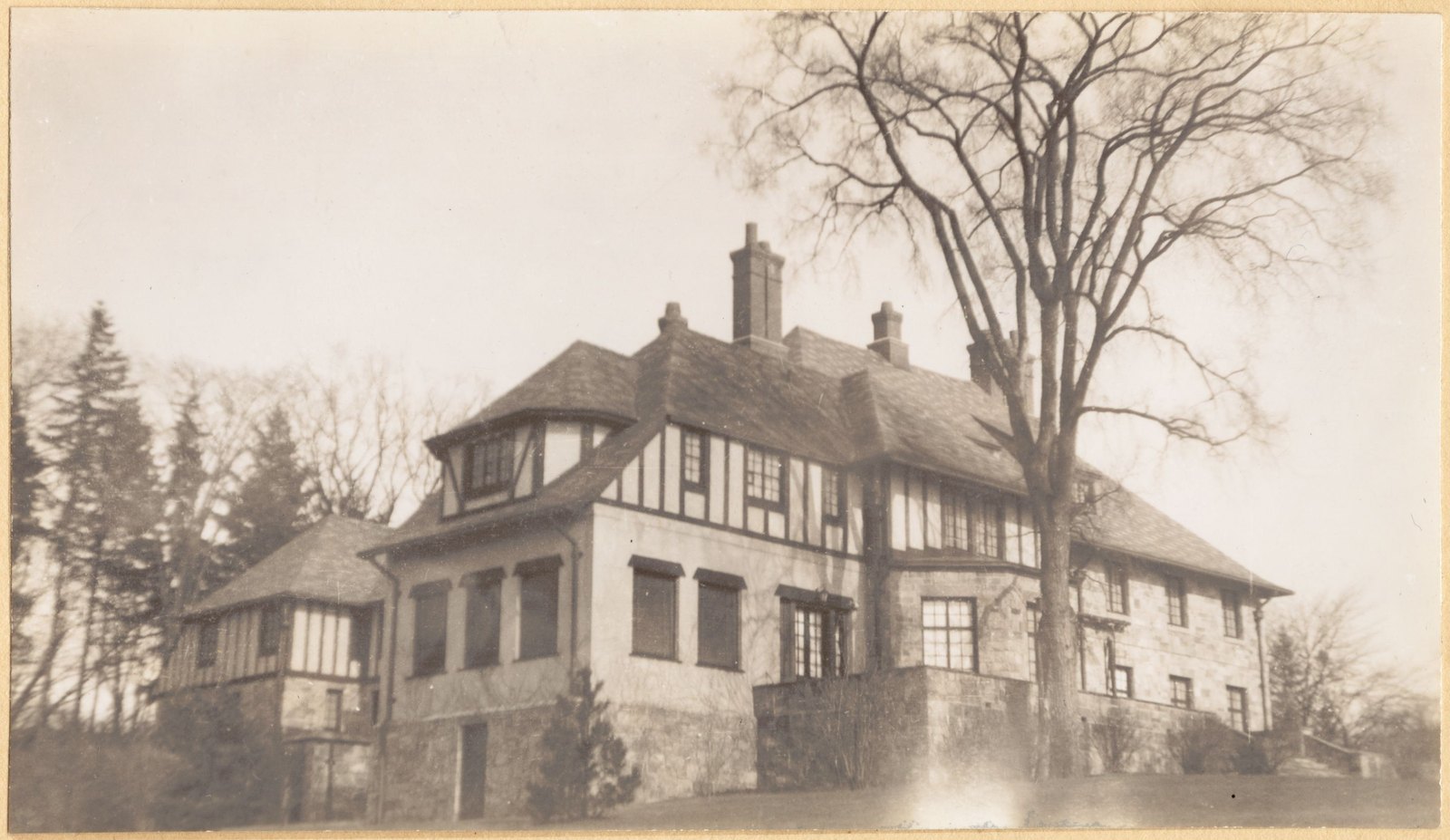 Ethelwyn: residence, close-up of south west elevation. About 1935–1938.