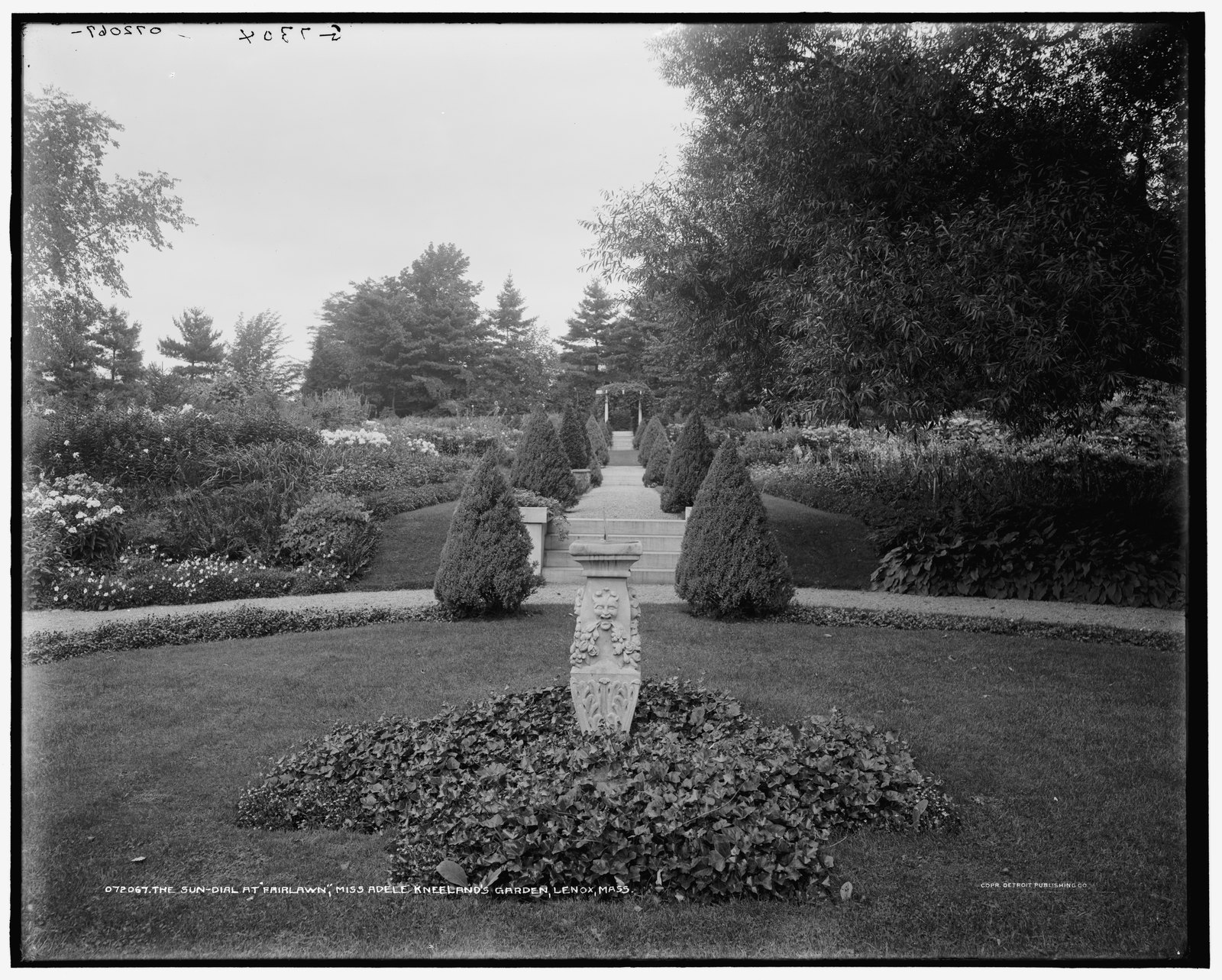 “The Sun-dial at Fairlawn, Miss Adele Kneeland’s garden, Lenox, Mass.” About 1905–1915. LC-D4-72067.
