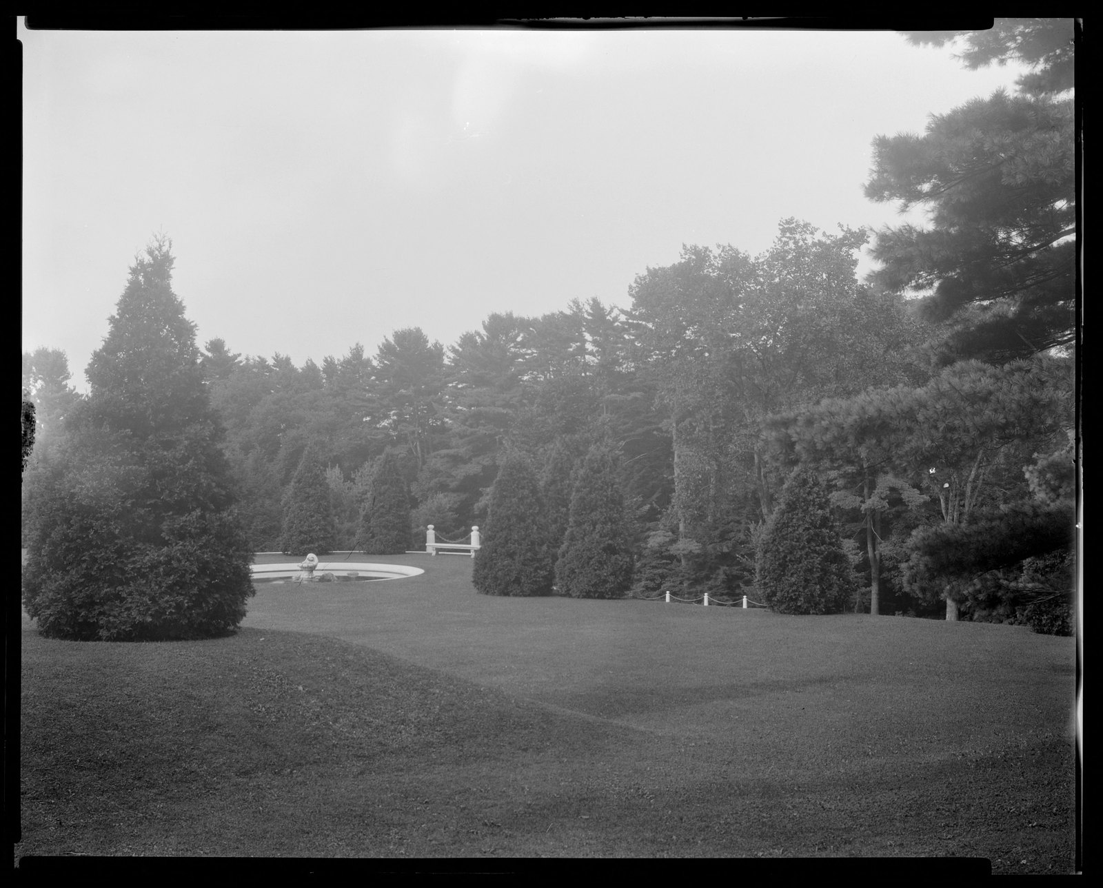 Groton Place: fountain landscape. about 1930–1936.