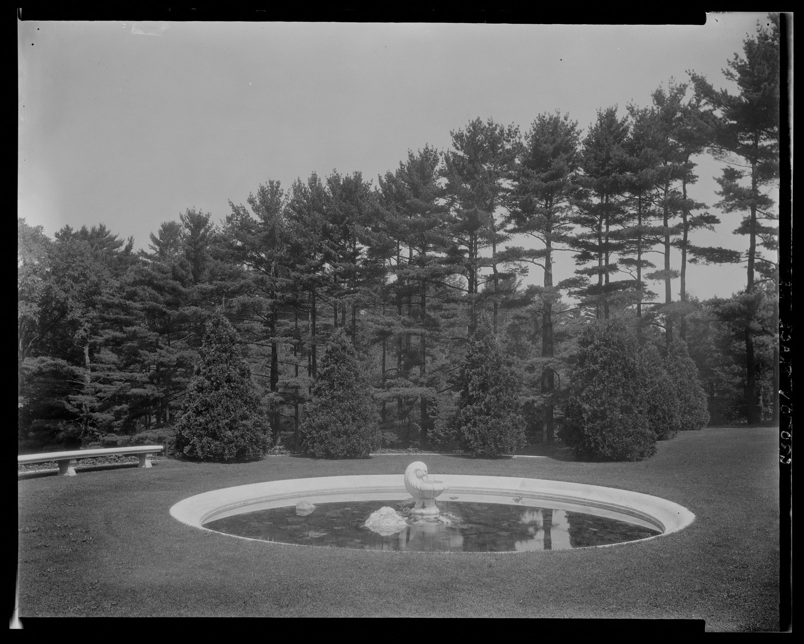 Groton Place: fountain landscape. about 1930–1936.