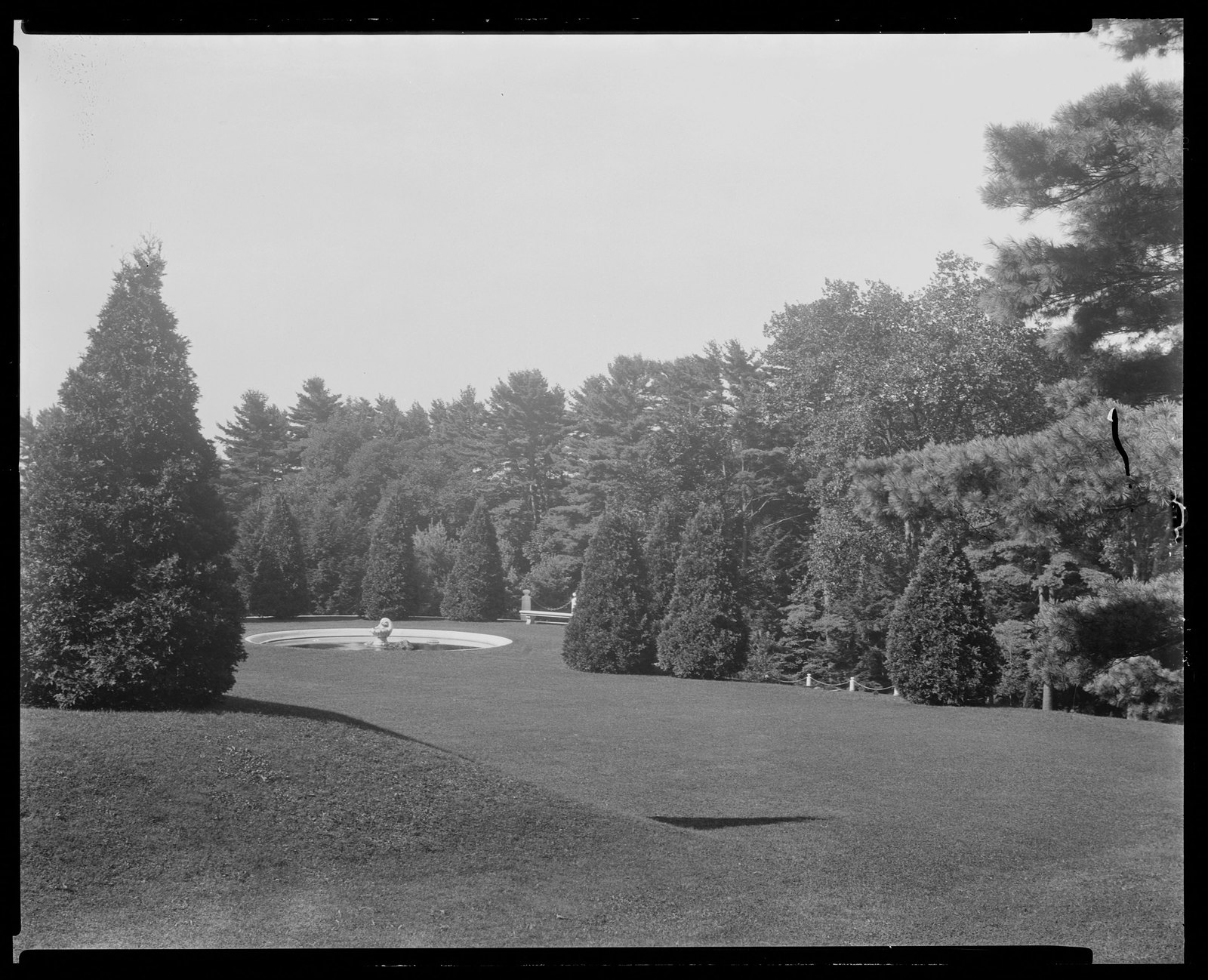 Groton Place: fountain landscape. about 1930–1936.