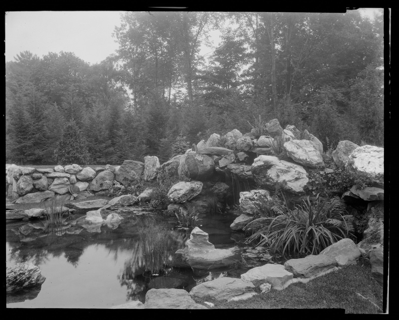 Groton Place: fountain landscape. about 1930–1936.