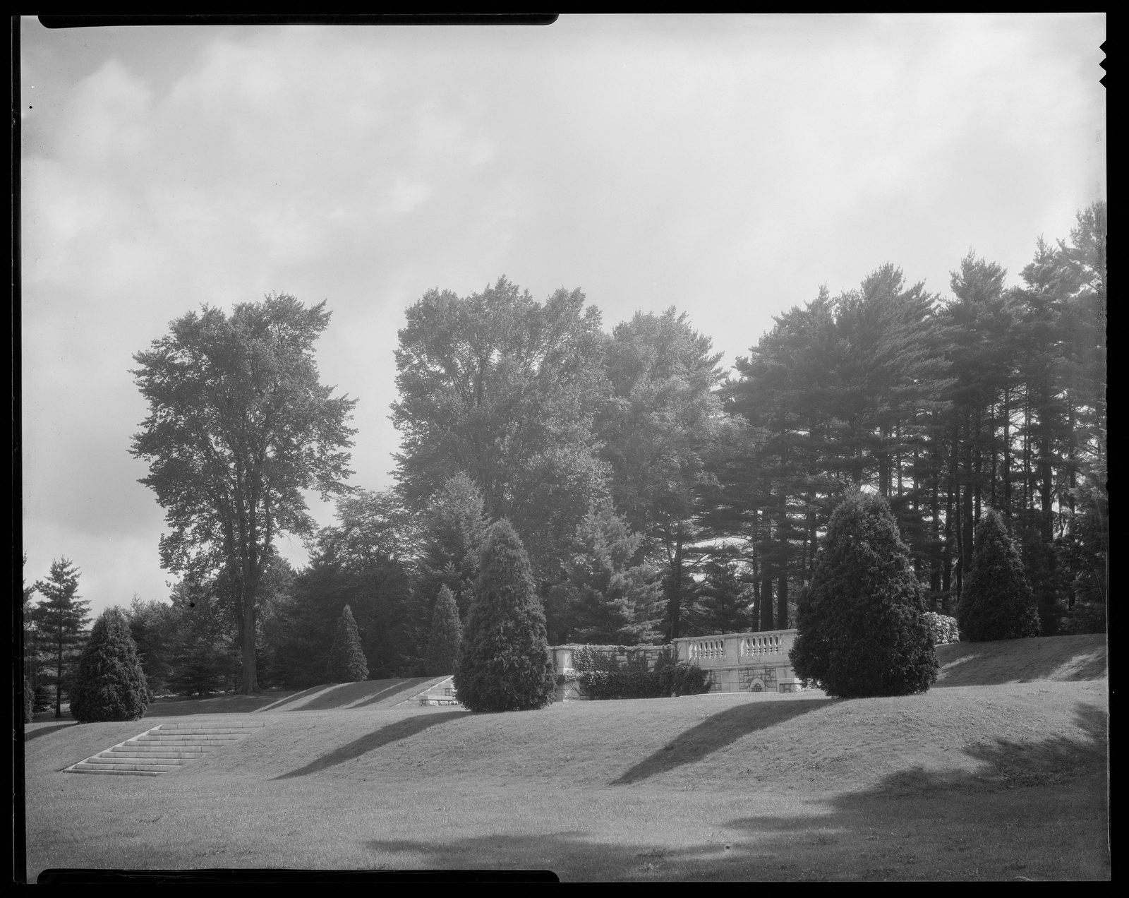 Groton Place: balustrade landscape. about 1930–1936.