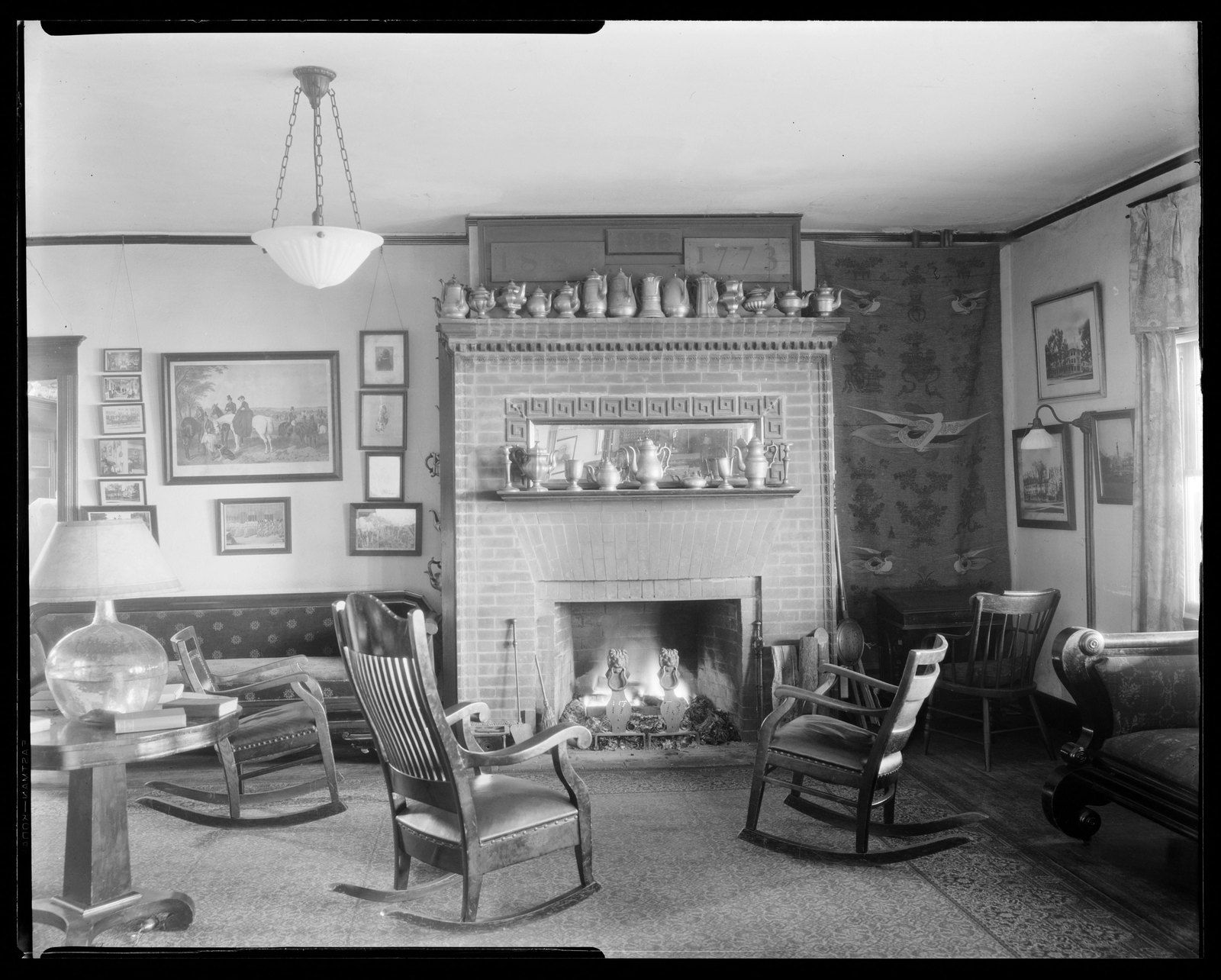 Red Lion Inn: interior/sitting room. About 1925–1933.