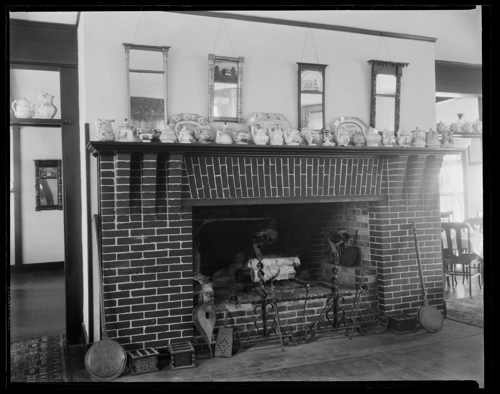 Red Lion Inn: fire place. About 1925–1933.