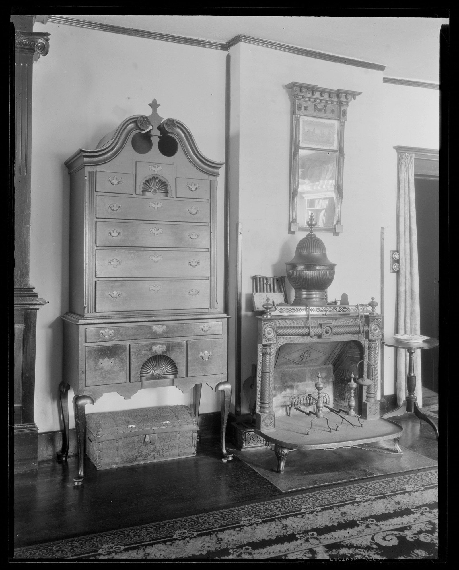 Red Lion Inn: interior/fireplace & furniture. About 1925–1933.