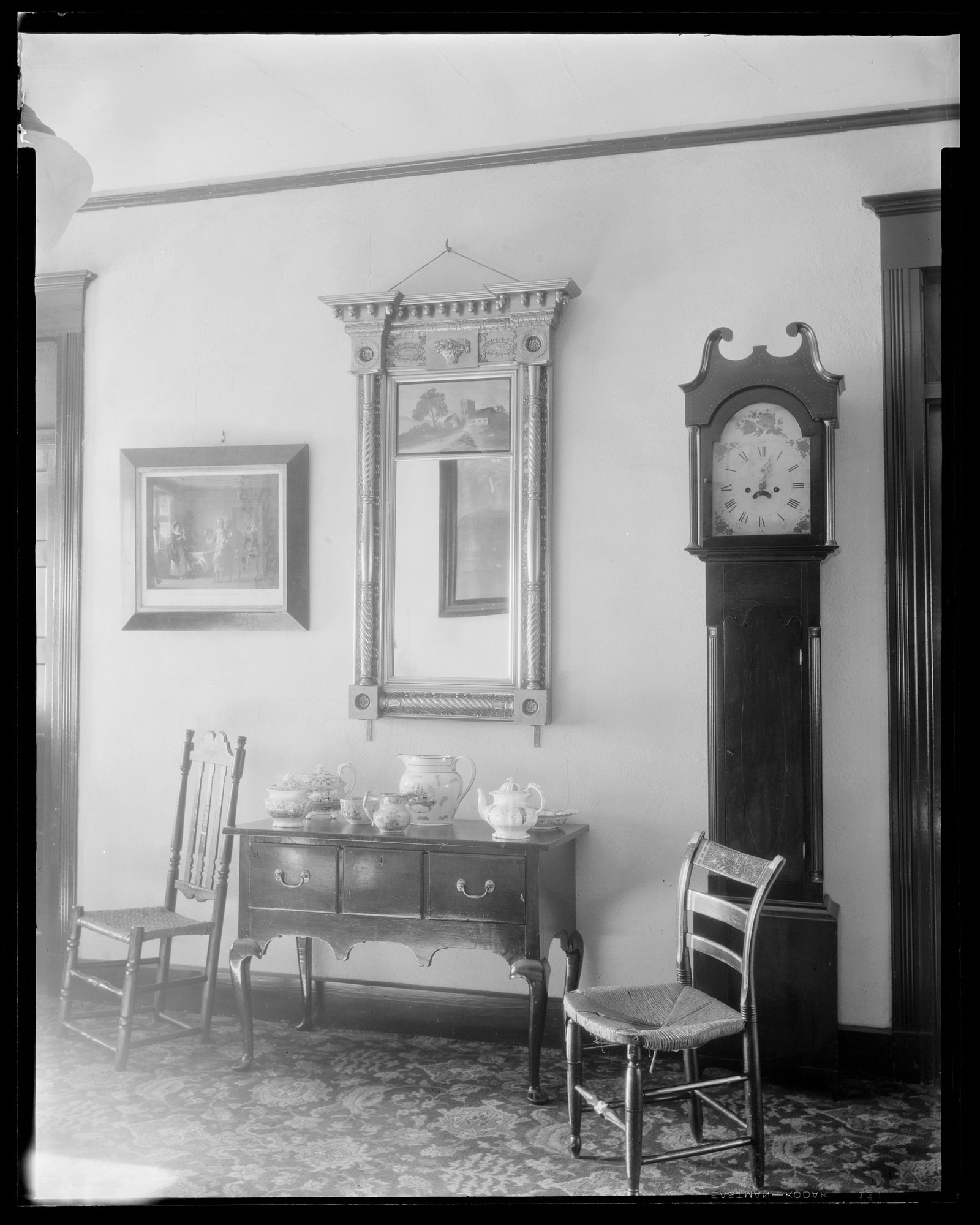 Red Lion Inn: interior/furniture, mirror & standing clock. About 1925–1933.