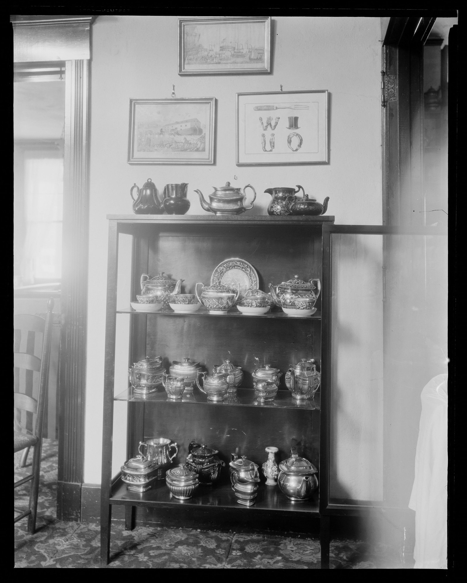 Red Lion Inn: tea kettle collection. About 1925–1933.