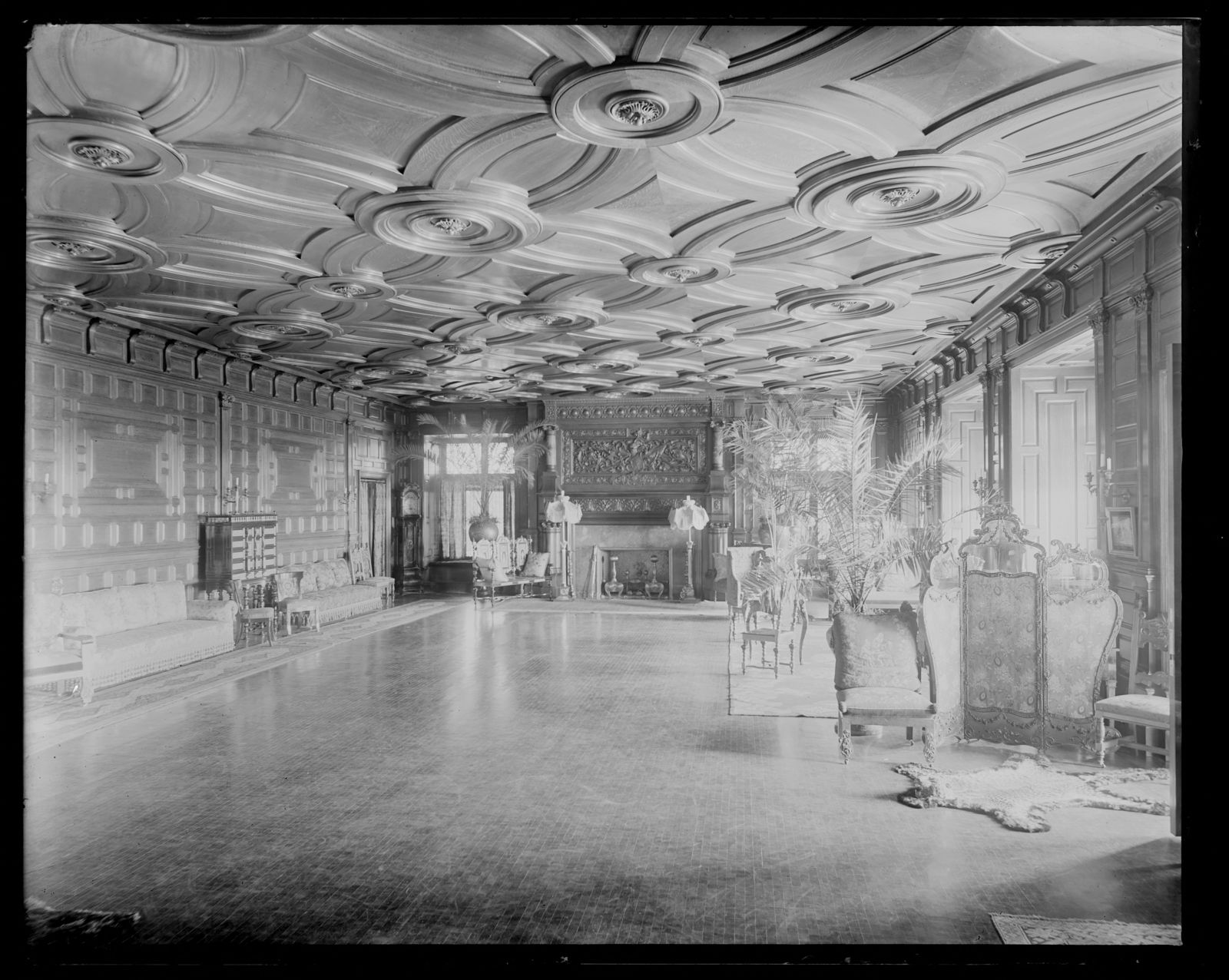 Shadow Brook: ballroom. about 1894–1902.