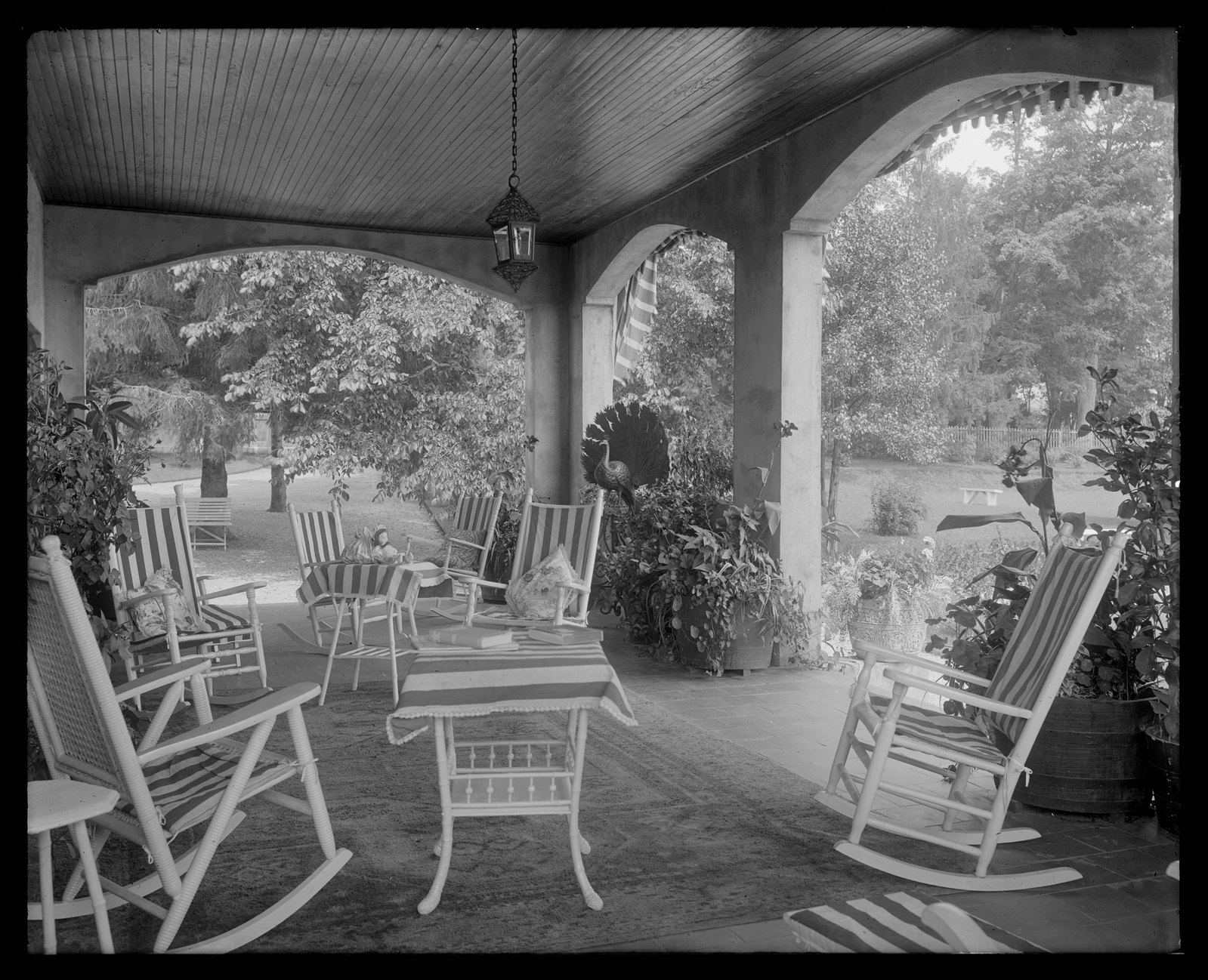 Shipton Court: veranda. 1915.