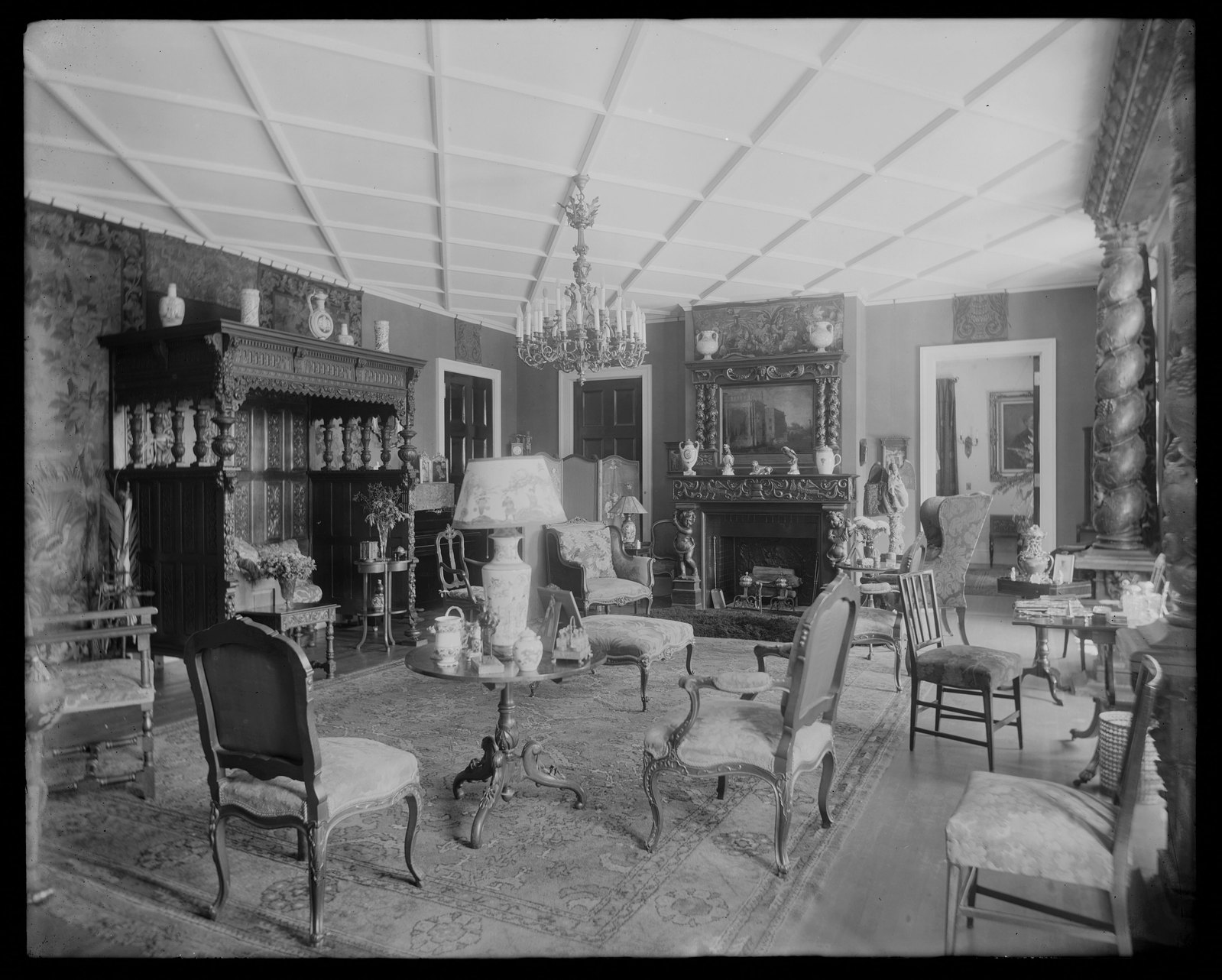 Shipton Court: living room. 1915.