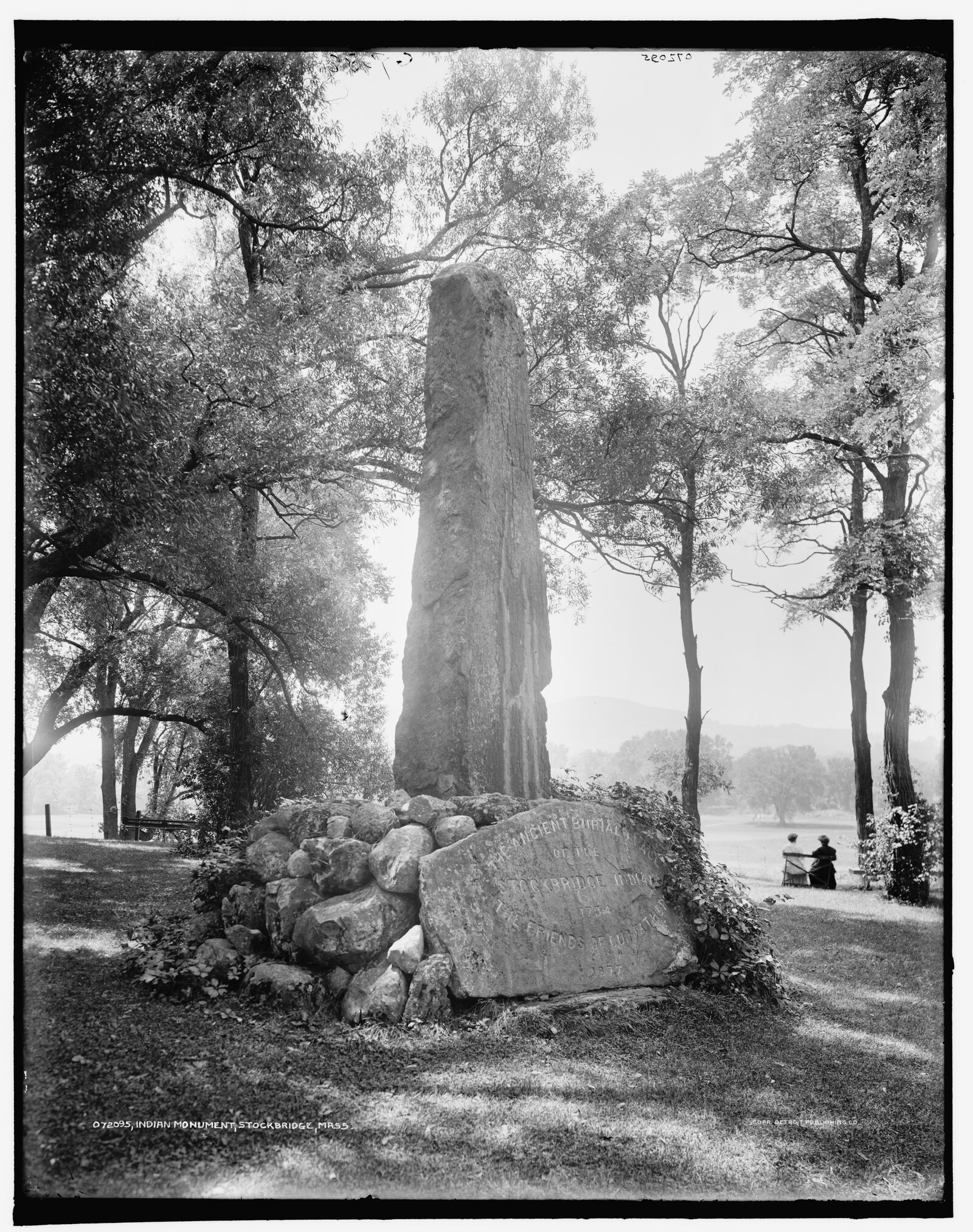 “Indian Mounument, Stockbridge, Mass.” Negative 072095, catalogued 1900; the spelling is the Library’s. It transcribes the stone: “the ancient burial place of the Stockbridge Indians / 1734 / the friends of our father / 1877.”