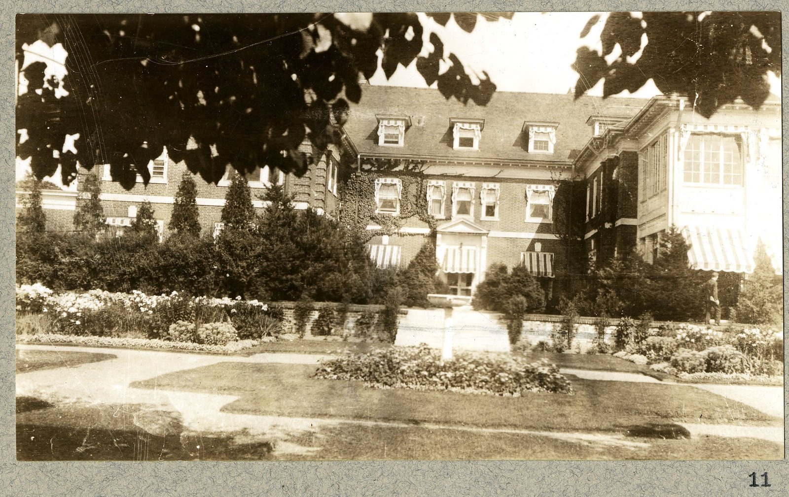 The house from the lawn, in shadow. Print 11.