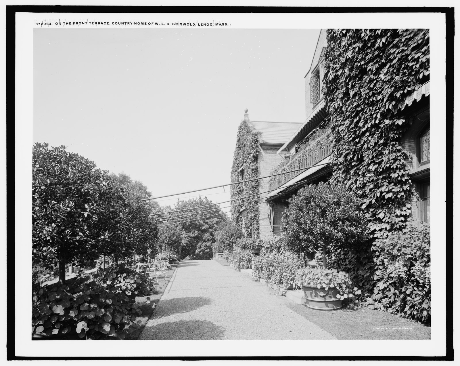 “On the front terrace, country home of W.E.S. Griswold, Lenox, Mass.” About 1910–1920. LC-D4-72964.