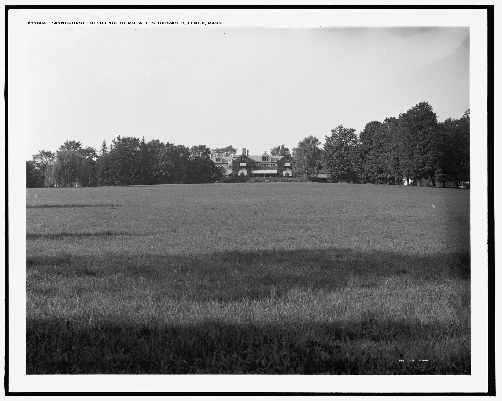 “Wyndhurst, residence of Mr. W.E.S. Griswold, Lenox, Mass.” About 1905–1915. LC-D4-72064.